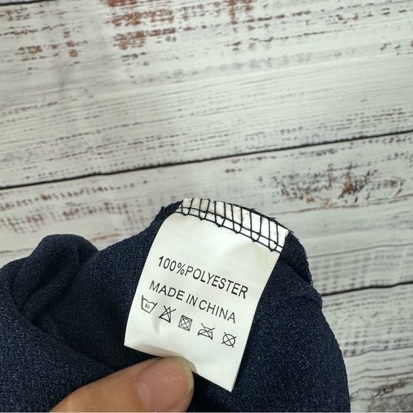 Amaryllis Dress lace detail dark navy half sleeve size 2X midi dress - Picture 8 of 8